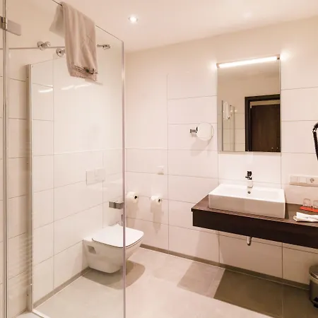 Duda Boardingroom Hotel 3*