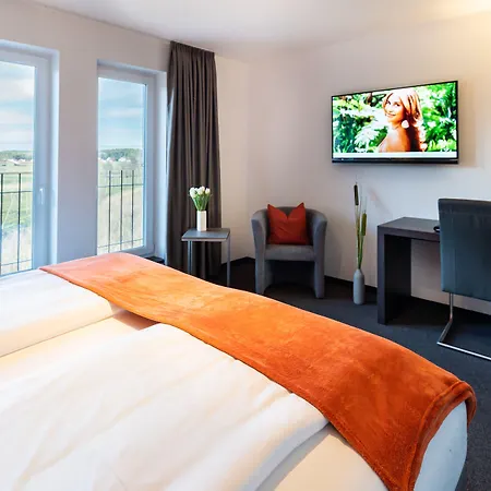 Duda Boardingroom Hotel 3*